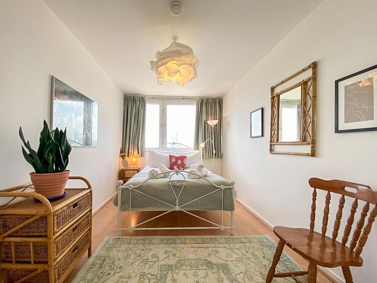 Pass The Keys Spacious 2bedroom Flat With Views In Bridge * London